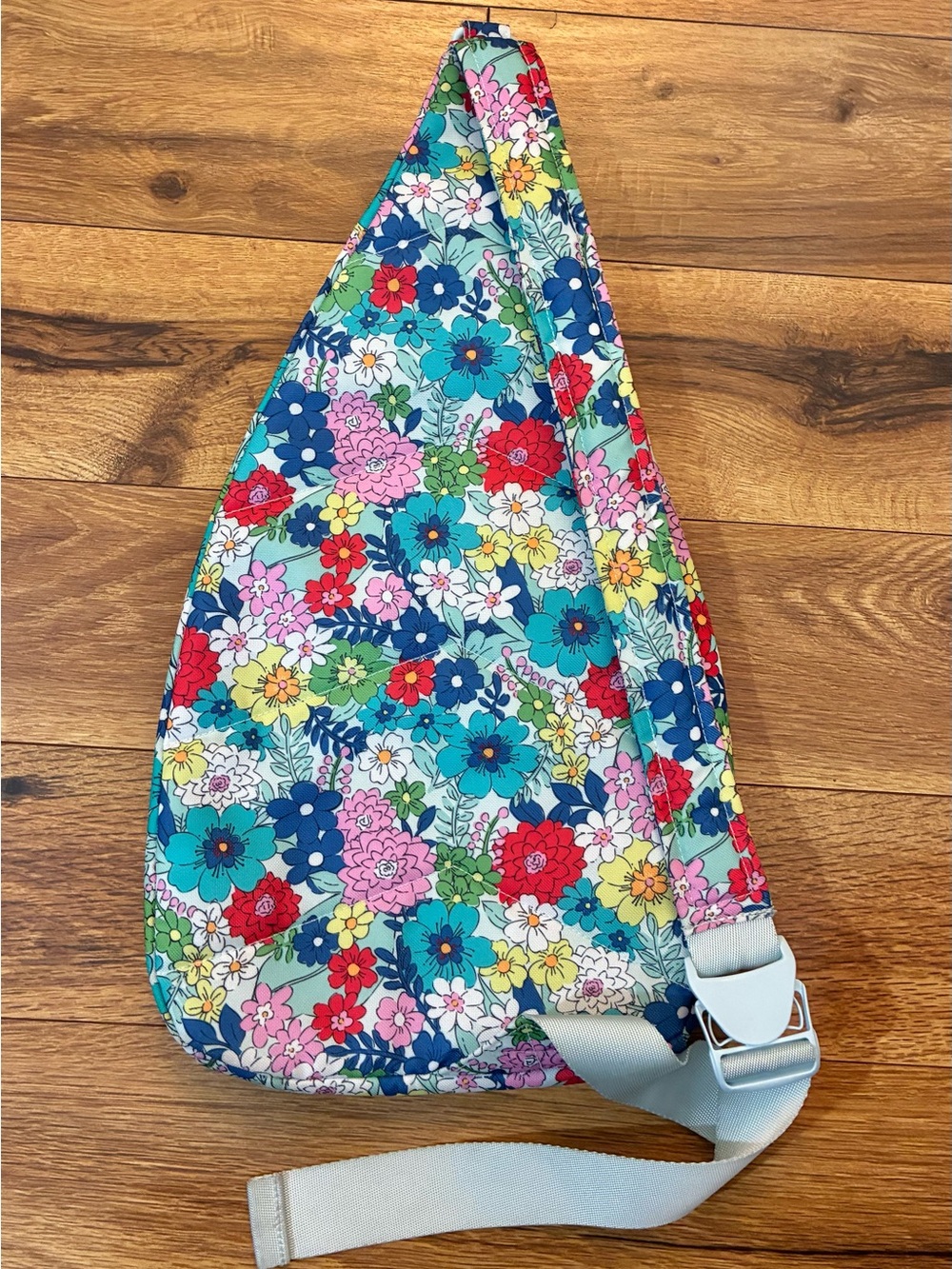 Vera Bradley Womens Essential Sling Backpack Purse Spring Floral Bag - Picture 8 of 9